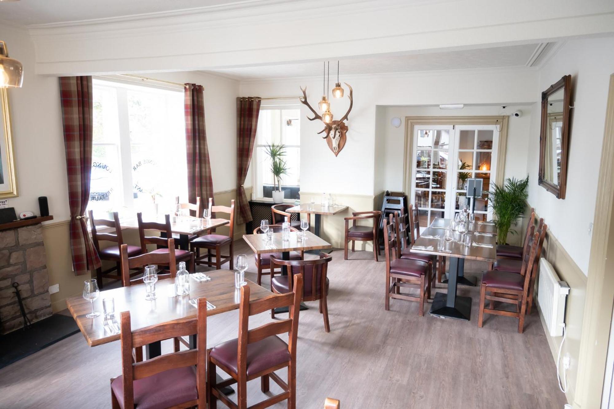 Ord Arms Hotel Muir of Ord Eksteriør bilde