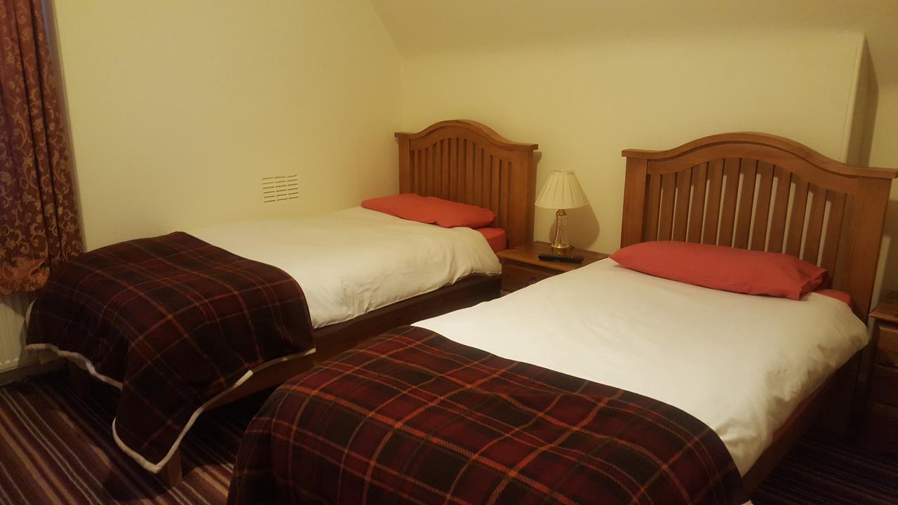 Ord Arms Hotel Muir of Ord Eksteriør bilde